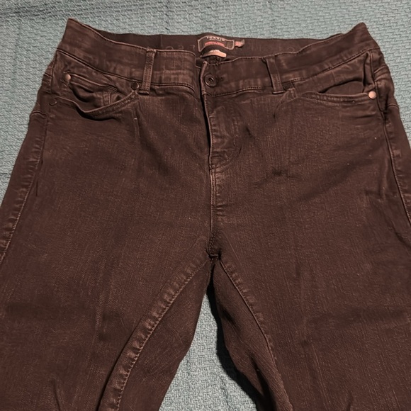 Torrid Bombshell Skinny Jeans - Picture 3 of 6